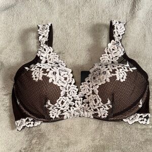 Intimissimi Elegant Brown and White Lace Bra